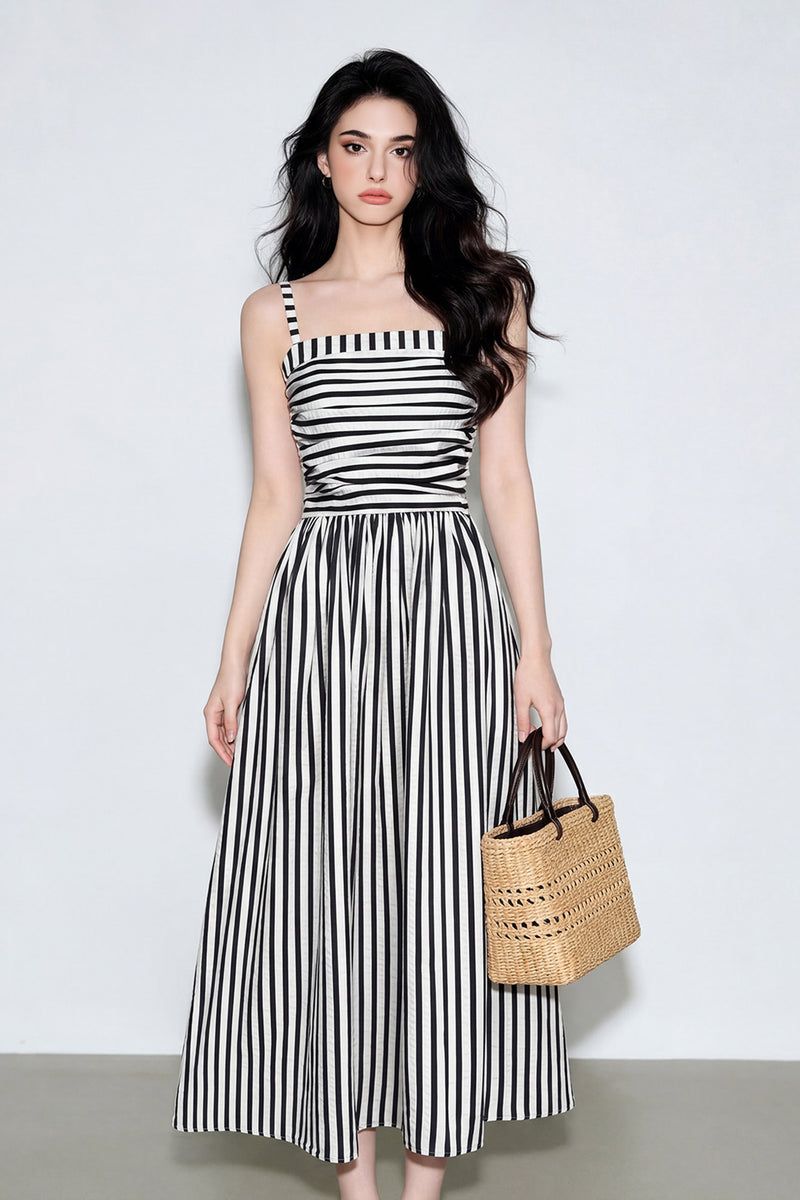 fit and flare dress spaghetti strap Black & White & Maxi Black N White Stripes / S Size:70R Add a whimsical touch and you mer