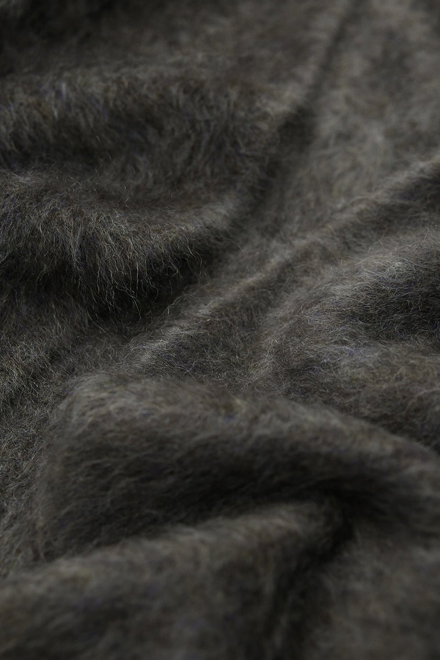 How to Choose the Best Cashmere: Origins, Quality, and Care Guide