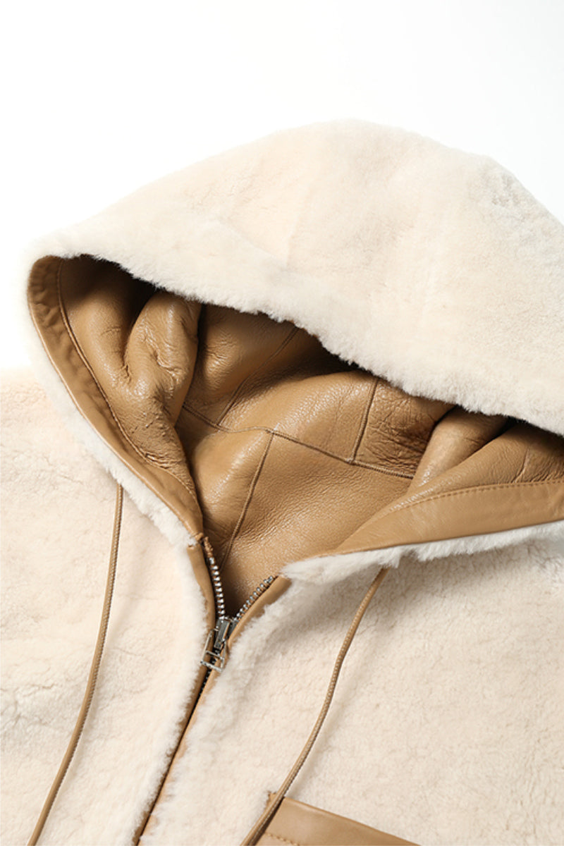 Can Shearling Get Wet? How to Care for Shearling in Rain or Snow - Fibflx