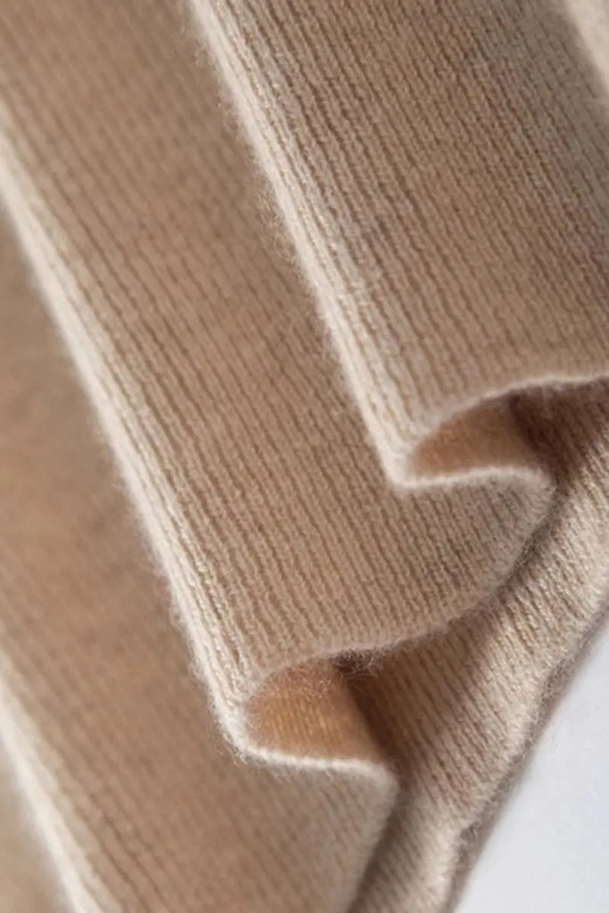 Fibflx Women's 100 Albe Cashmere Cropped Rib-Knit V-Neck Camisole