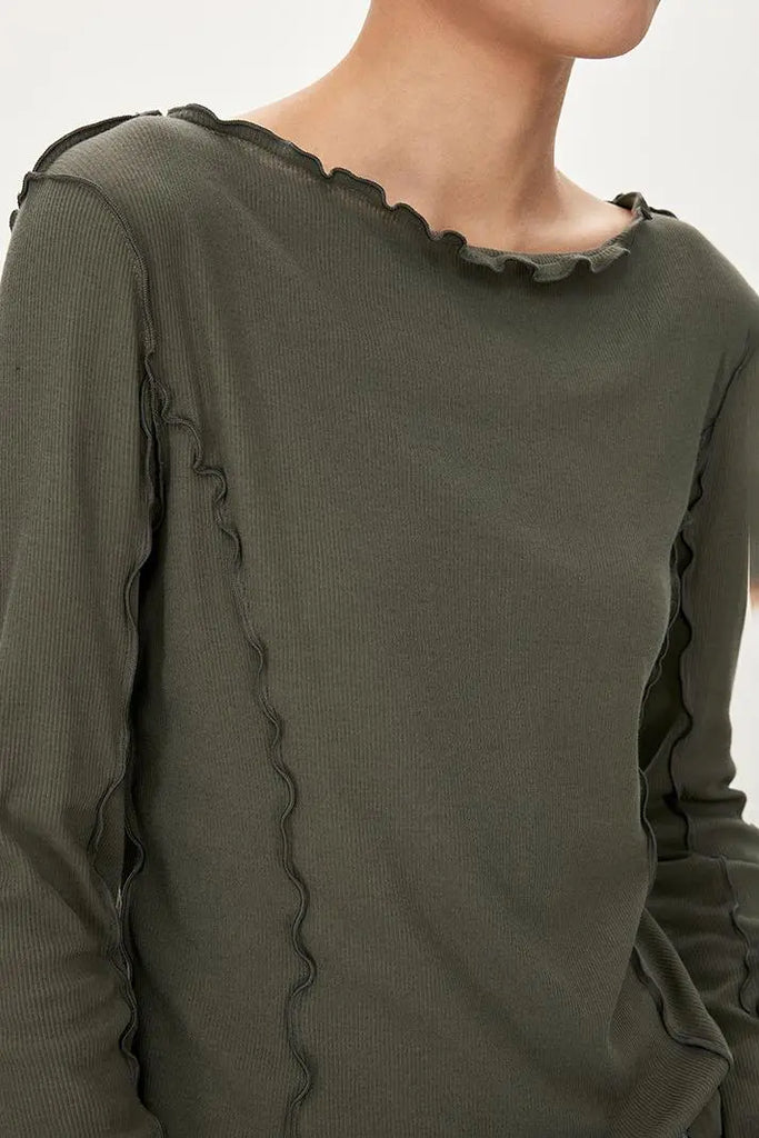 Fibflx Women's 100 Cotton Ribbed Knit Boat Neck Lettuce Trim Slim Fit Top