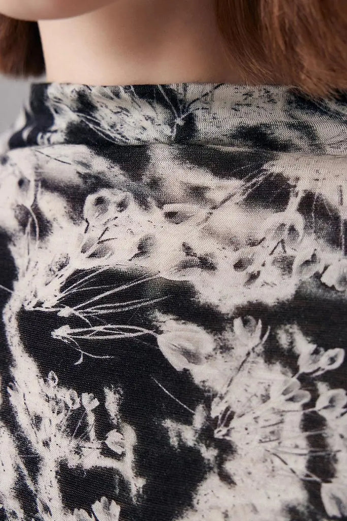 Fibflx Women's 100 Merino Wool Flower Printed Mock Neck Base Layer