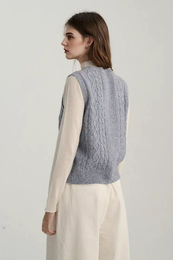 100 Australian Wool Cable Knit V-Neck Button-Up Sweater Vest  Fibflx