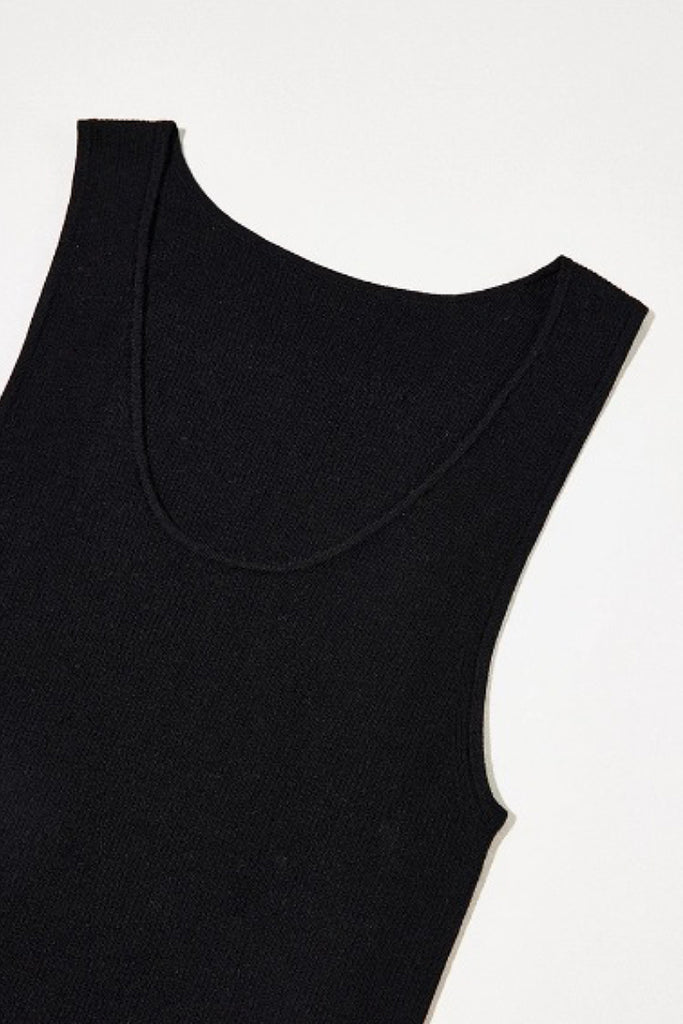 100 Merino Wool Cozy Cloud Scoop-Neck Wide-Strap Knit Tank Top  Fibflx