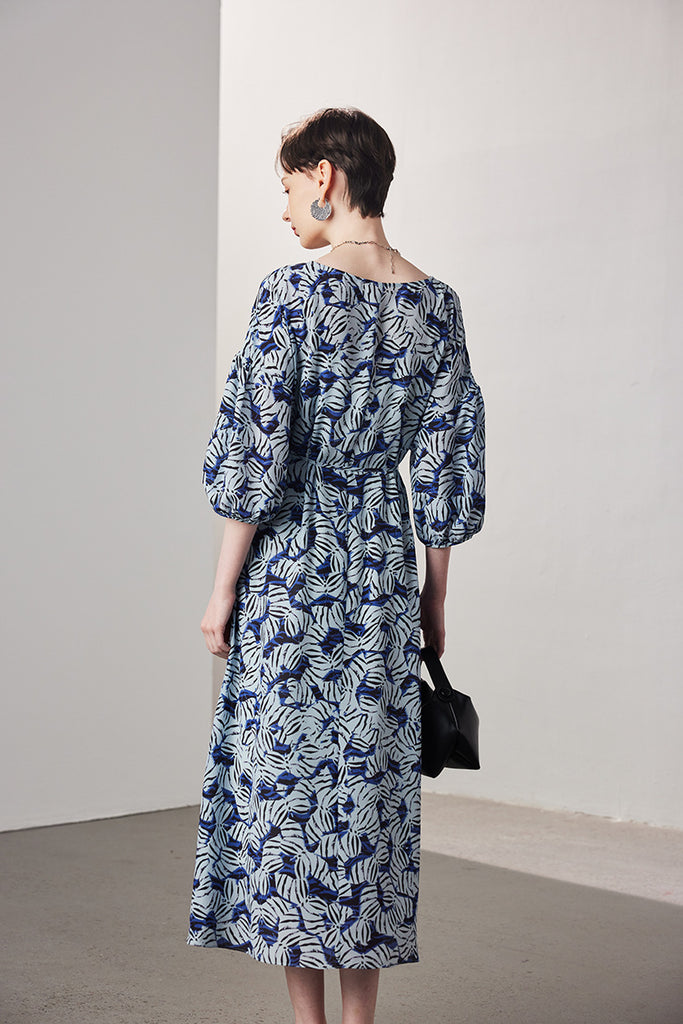 100 Mulberry Silk Leaf Print Balloon-Sleeve V-Neck Midi Dress with Tie Waist  Fibflx