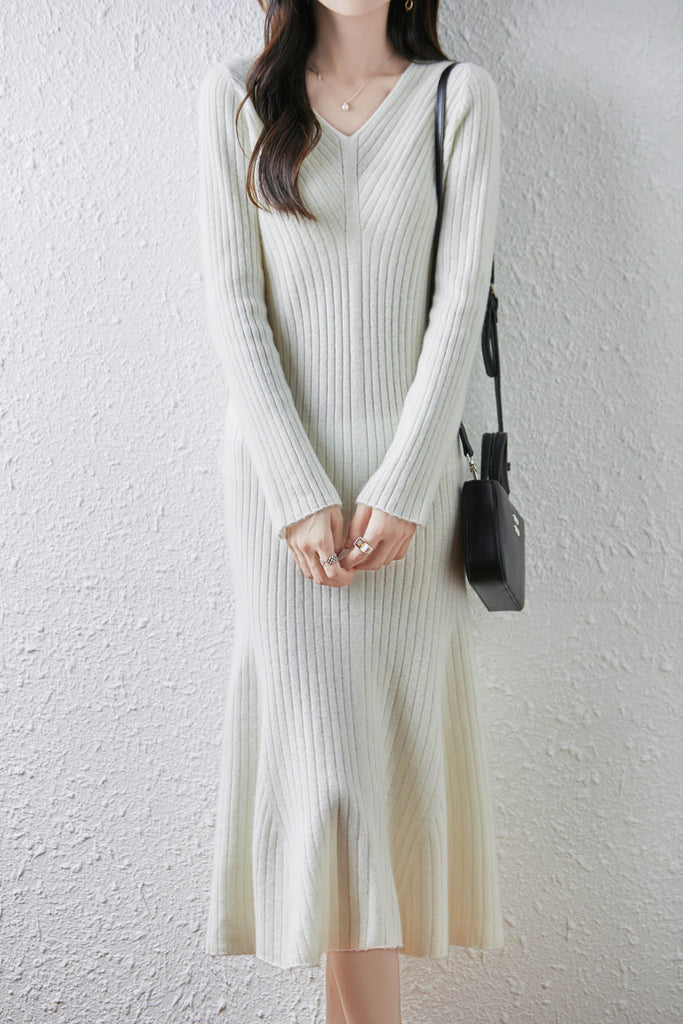 100% Wool Long Sleeve V-NecK Midi Sweater Dress White / XL Fibflx