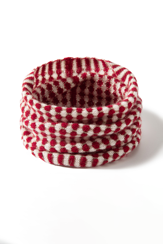 Fibflx Women's 100% Cashmere Checkered Snood Scarf