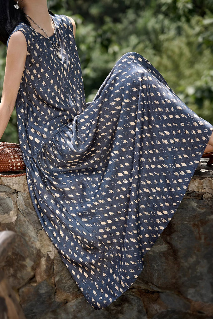 100% Silk Twill Printed Trapeze Midi Dress  Fibflx