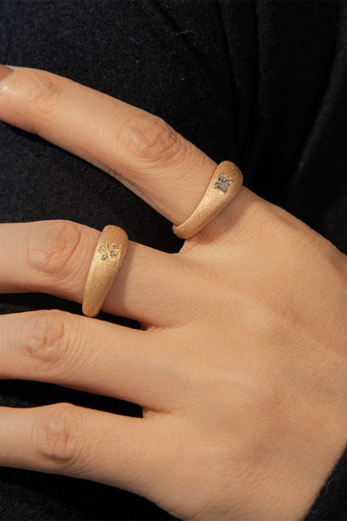 18K Gold Cubic Zirconia Cluster Band Ring with Italian Rigato Finish  Fibflx