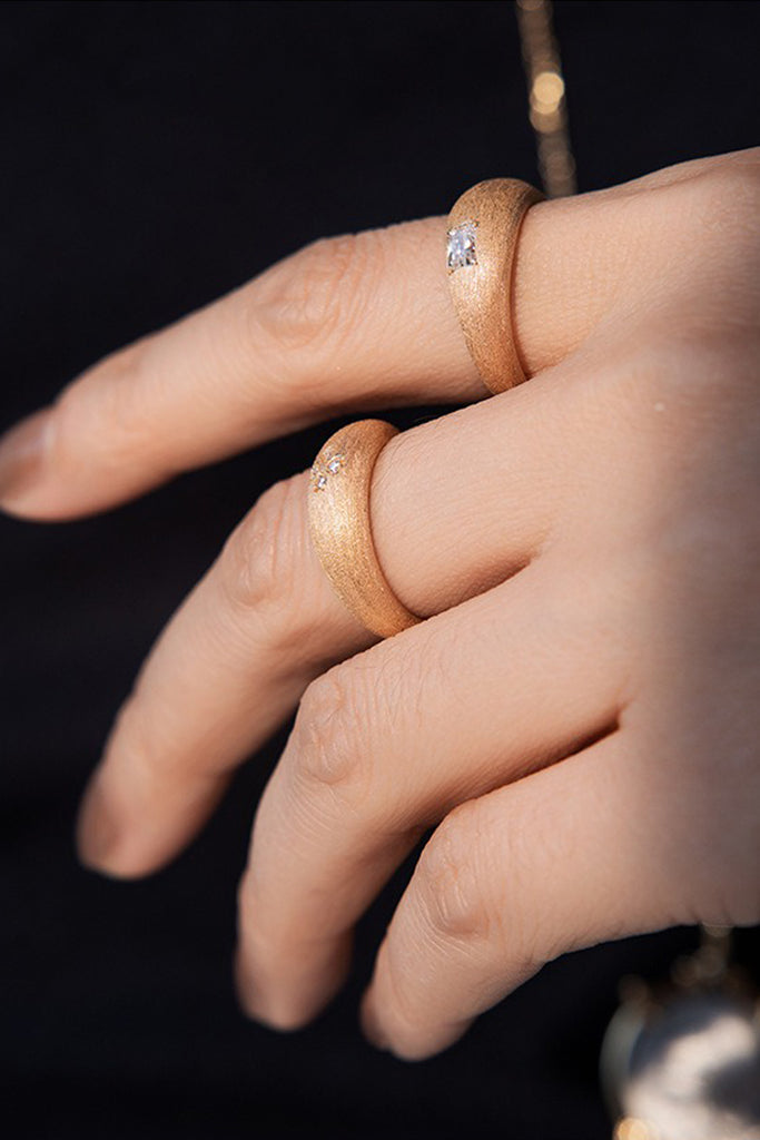 18K Gold Cubic Zirconia Cluster Band Ring with Italian Rigato Finish  Fibflx