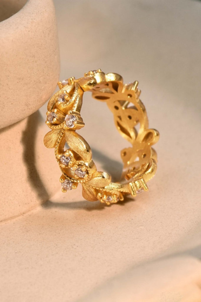 18K Gold Cubic Zirconia Flower Band Ring with Italian Rigato Finish  Fibflx