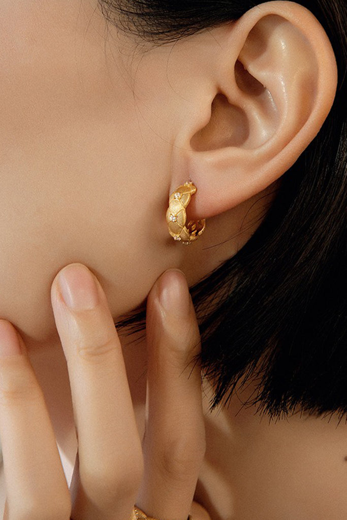 18K Gold CZ Accent Quilted Huggie Hoop Earrings with Italian Rigato Finish  Fibflx