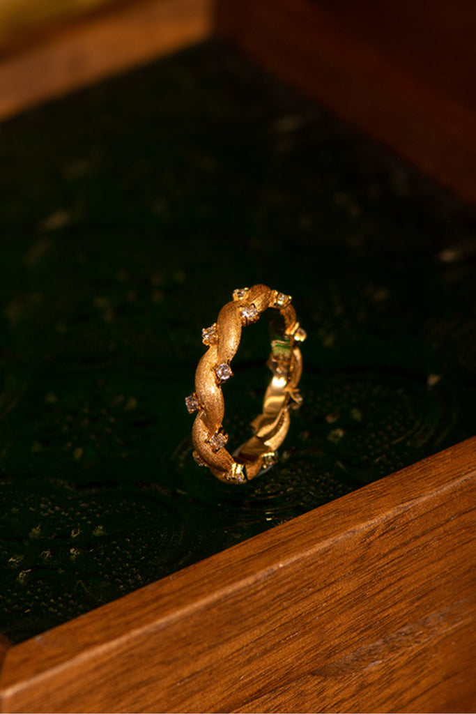 18K Gold Twisted Cubic Zirconia Band Ring with Italian Rigato Finish  Fibflx