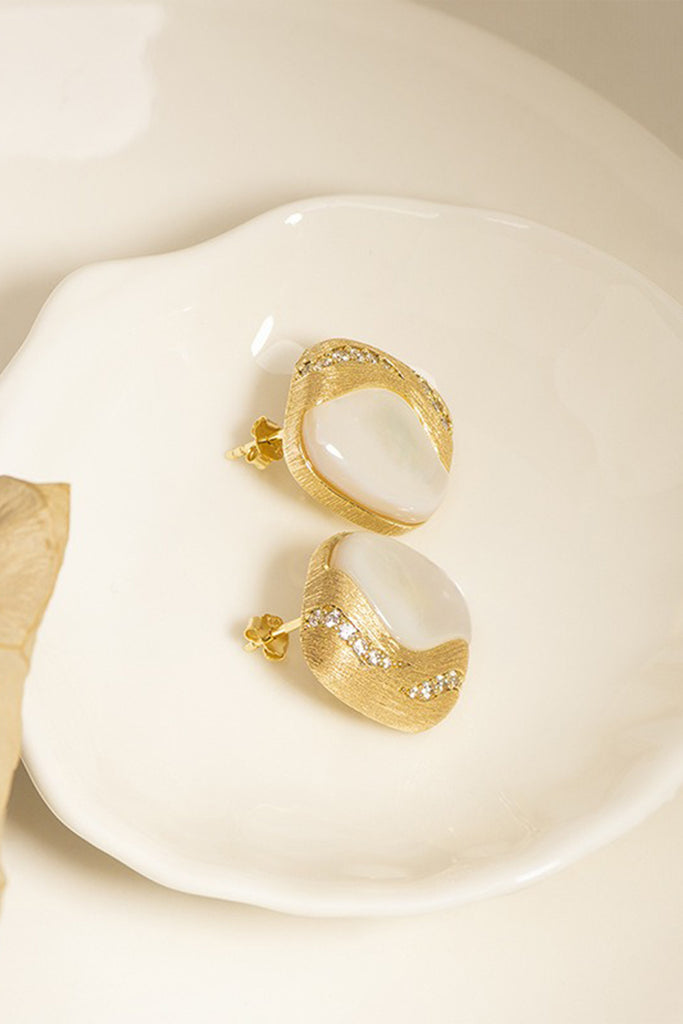 18K Gold Mother of Pearl Square Stud Earrings with Italian Rigato Finish  Fibflx