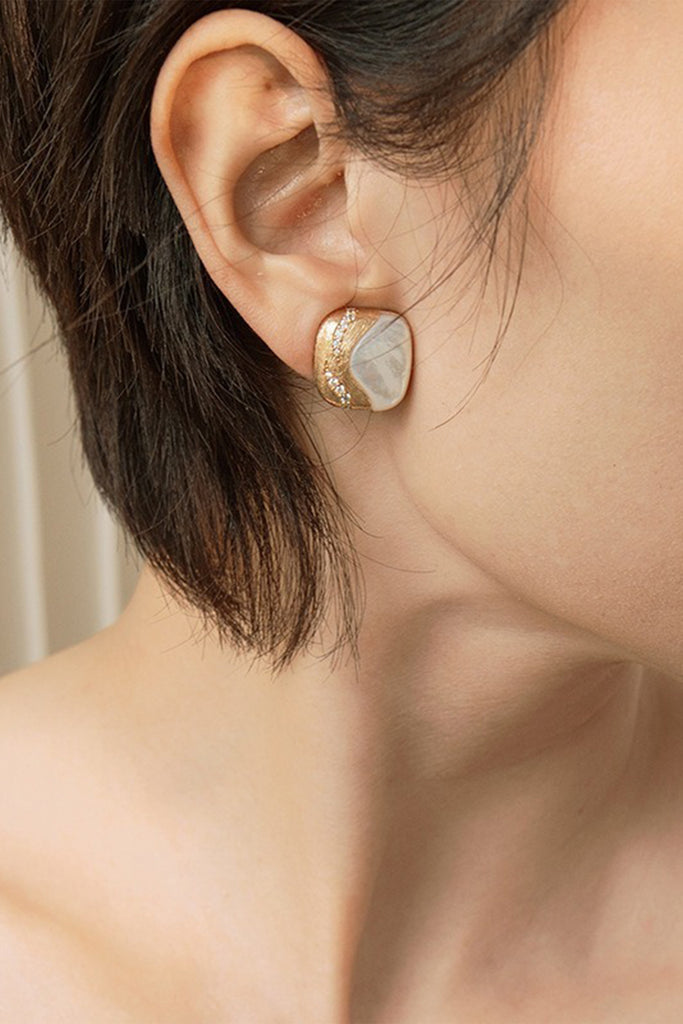 18K Gold Mother of Pearl Square Stud Earrings with Italian Rigato Finish  Fibflx