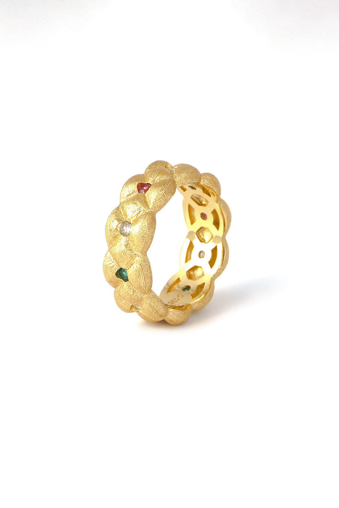 18K Gold Multi-Stone Quilted Wide Band Ring with Italian Rigato Finish Gold / ERROR Fibflx
