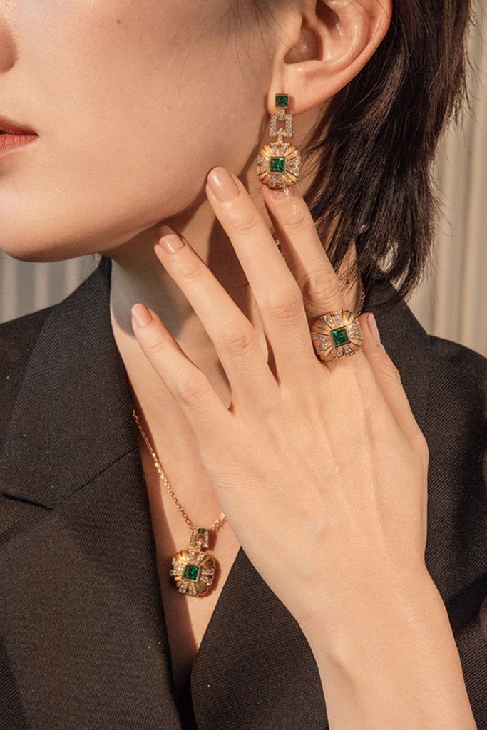 18K Gold Nano Emerald & CZ Square Ring with Italian Rigato Finish  Fibflx