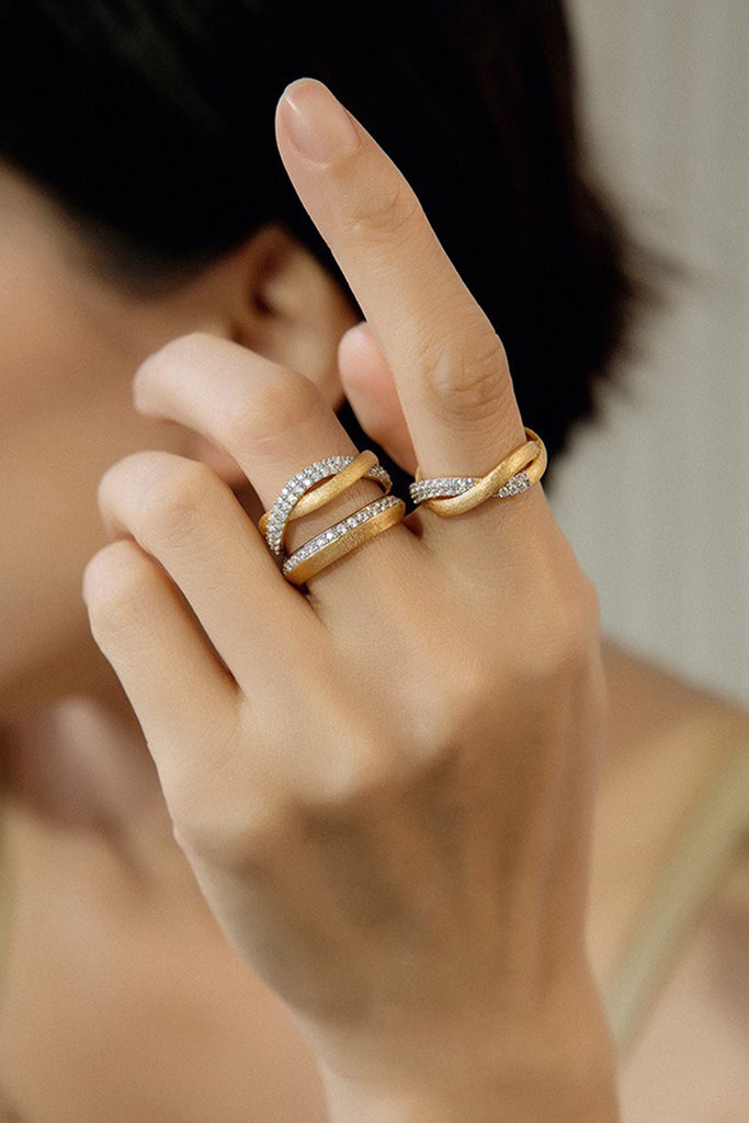 18K Gold Pav¨¦ CZ Crossover Ring with Italian Rigato Finish  Fibflx