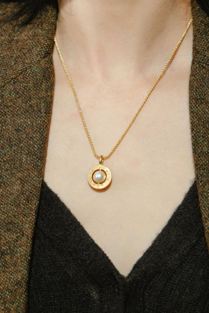 18K Gold Swarovski Crystal Pearl Starburst Pendant Necklace with Italian Rigato Finish  Fibflx