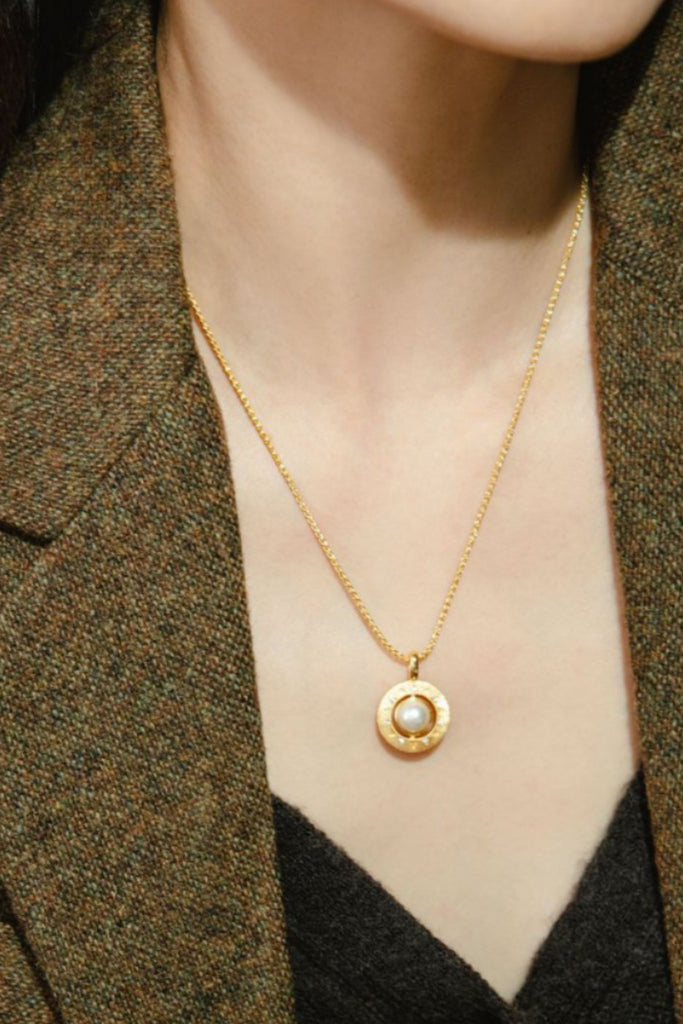 18K Gold Swarovski Crystal Pearl Starburst Pendant Necklace with Italian Rigato Finish  Fibflx