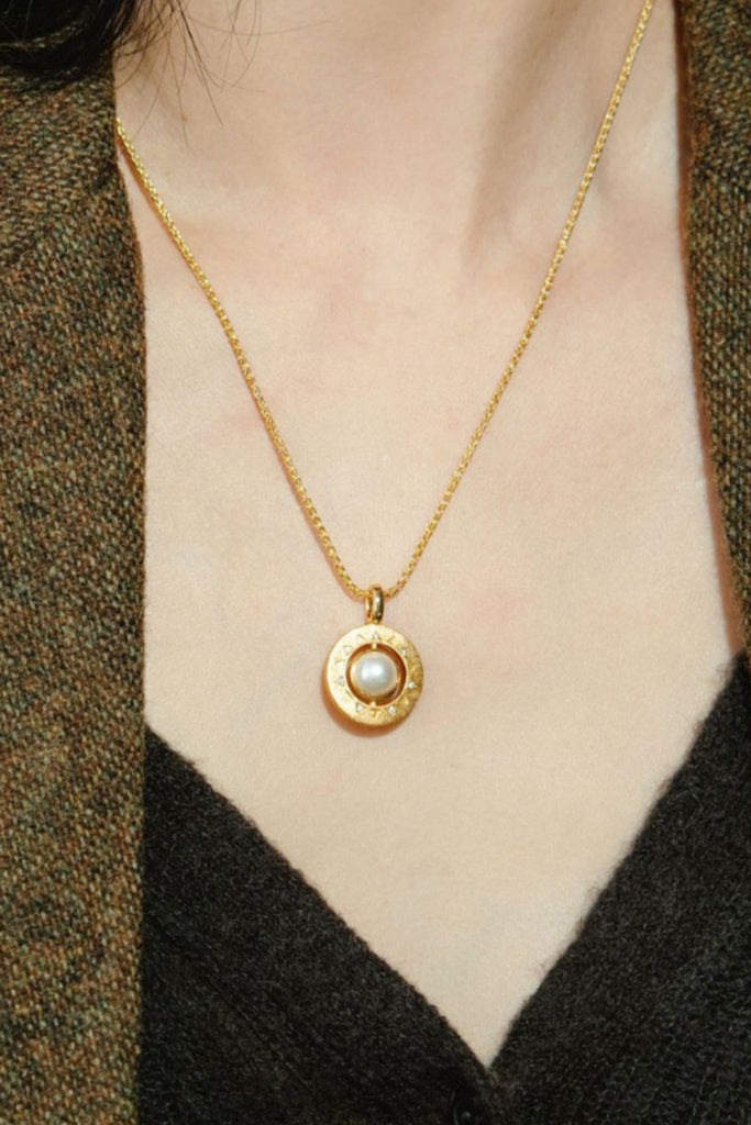 18K Gold Swarovski Crystal Pearl Starburst Pendant Necklace with Italian Rigato Finish  Fibflx