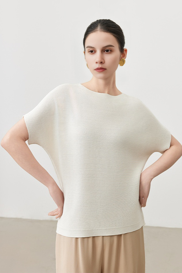 Fibflx Women's Silk Blend Boat Neck Knit Top