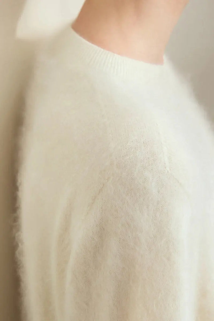 Fibflx Women's Brushed Cahsmere Seamless Knit Crewneck Sweater