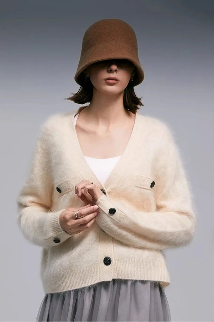 Fibflx Women's Chunky Brushed Cashmere V-Neck Cardigan with Decorative Pockets