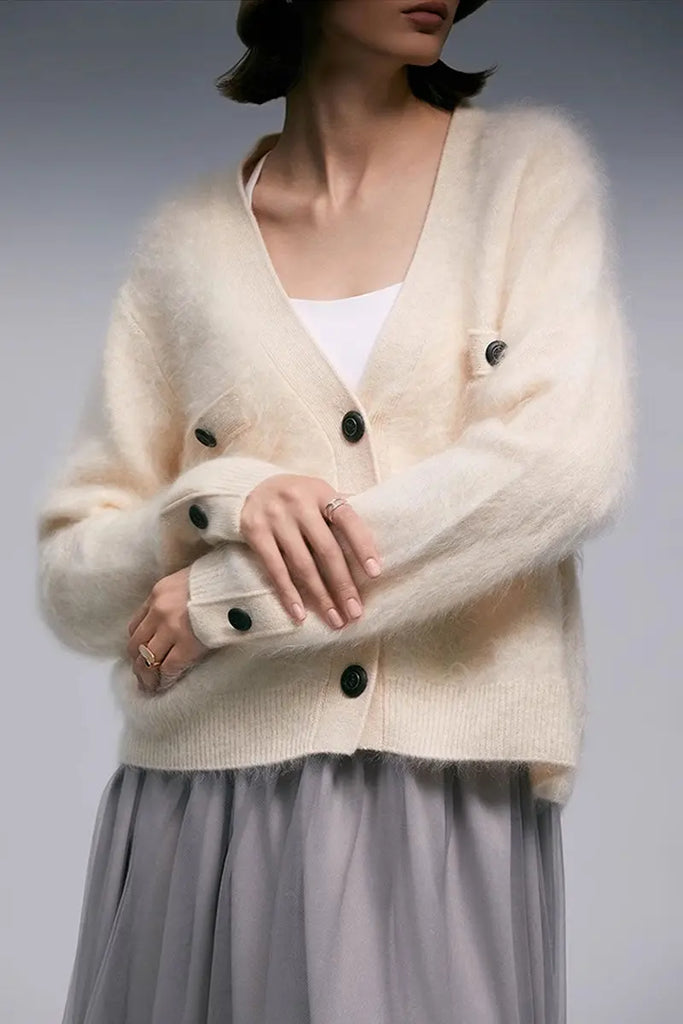 Fibflx Women's Chunky Brushed Cashmere V-Neck Cardigan with Decorative Pockets