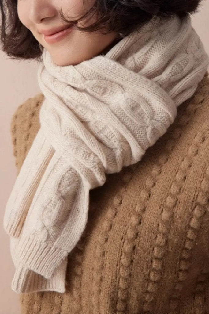 Fibflx Women's Chunky Cable Knit Merino Wool Scarf with Ribbed Trim