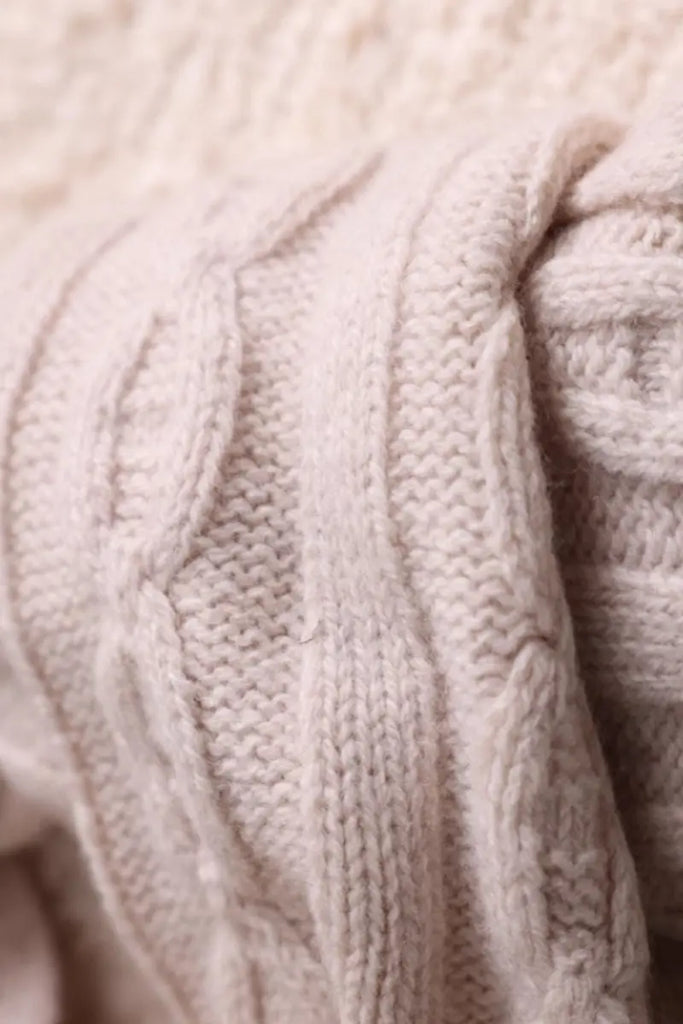 Fibflx Women's Chunky Cable Knit Merino Wool Scarf with Ribbed Trim