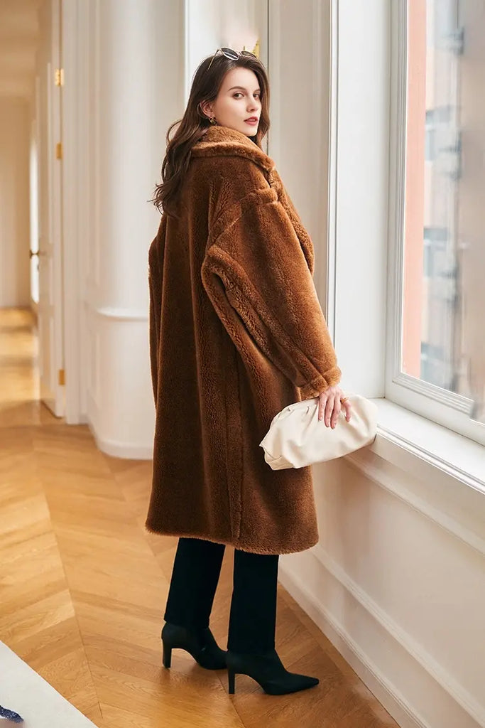 Cozy Teddy-style Shearling Coat With Lapel Collar Fibflx