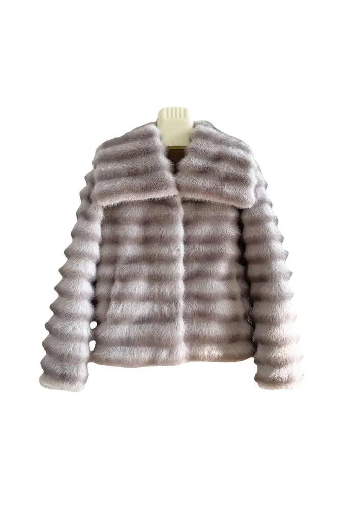 Fibflx Women's Cropped Faux Fur Chinchilla Coat with Oversized Collar