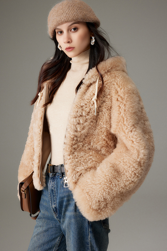 Fluffy Crop Shearling Teddy Coat with Hood Fibflx