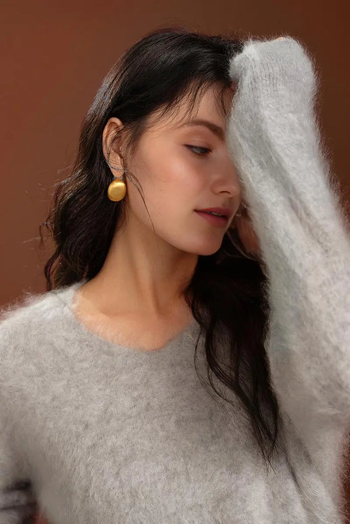 Fibflx Women's Fuzzy 100 Cashmere V-Neck Sweater