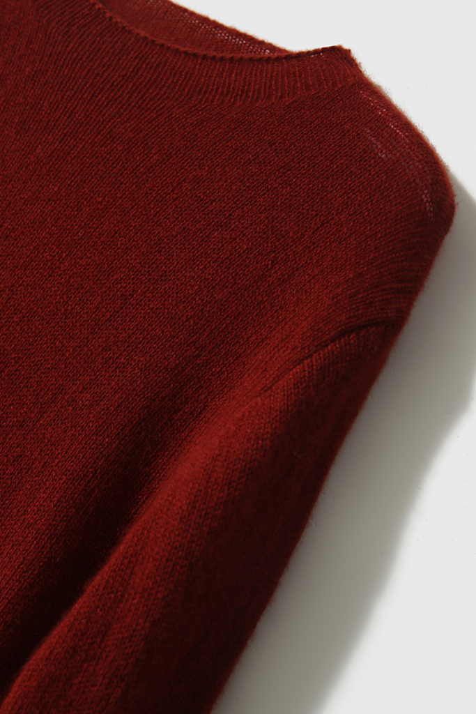 Lightweight Cashmere Crew Neck Sweater  Fibflx