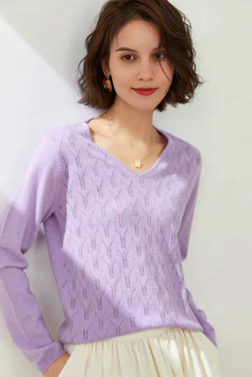 Lightweight V Neck Cable Knit Wool Sweater - Fibflx