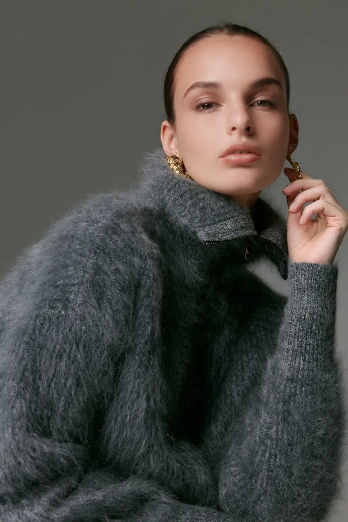 Luxe Brushed Cashmere Turtleneck Cardigan with Two-Way Zip - Fibflx