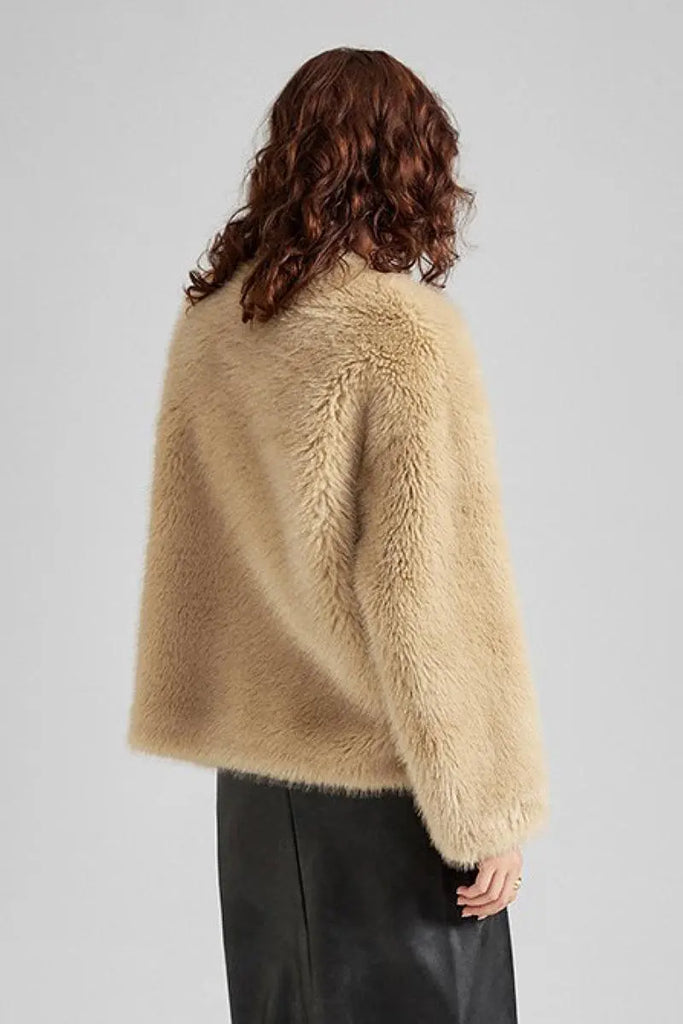Fibflx Women's Luxe Cropped Collarless Faux Fur Jacket