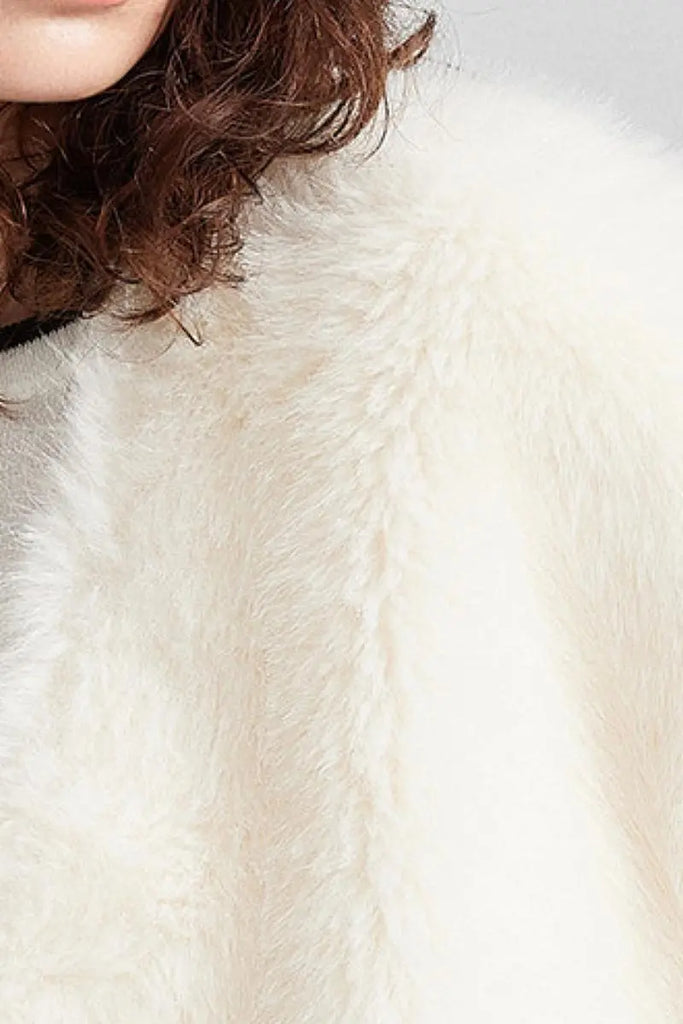 Fibflx Women's Luxe Cropped Collarless Faux Fur Jacket