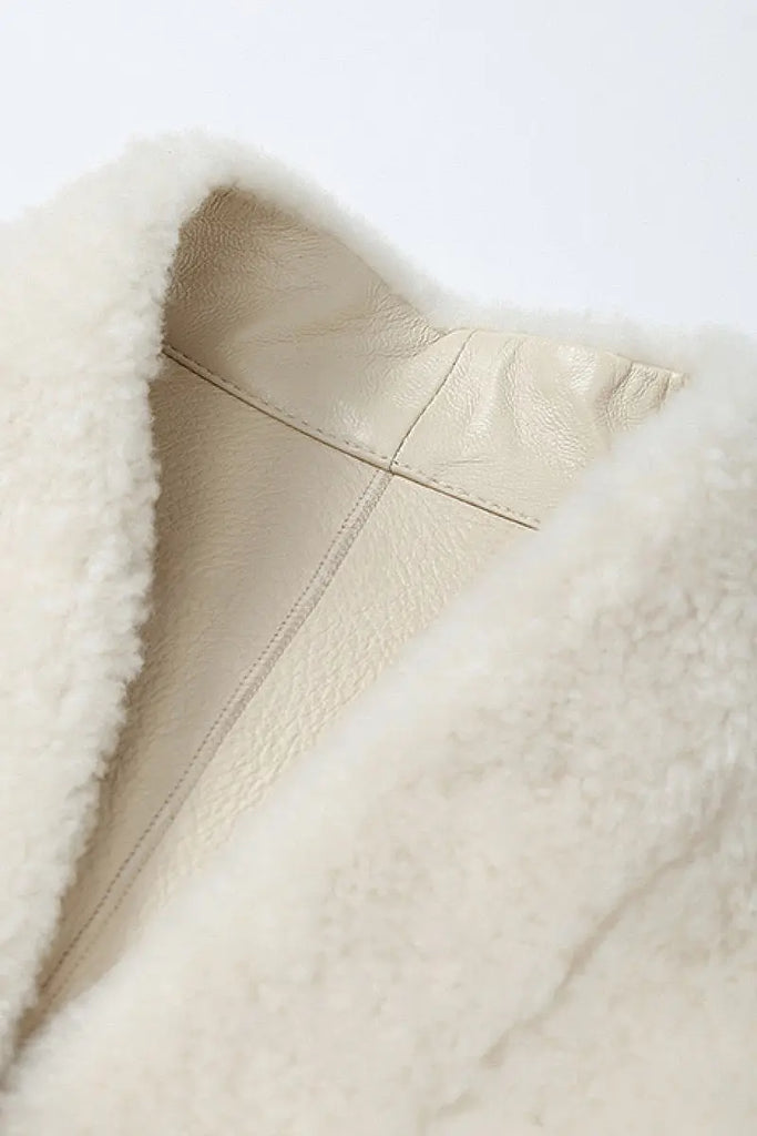 Fibflx Women's Minimalist Cropped Spain Sheepskin Shearling Jacket