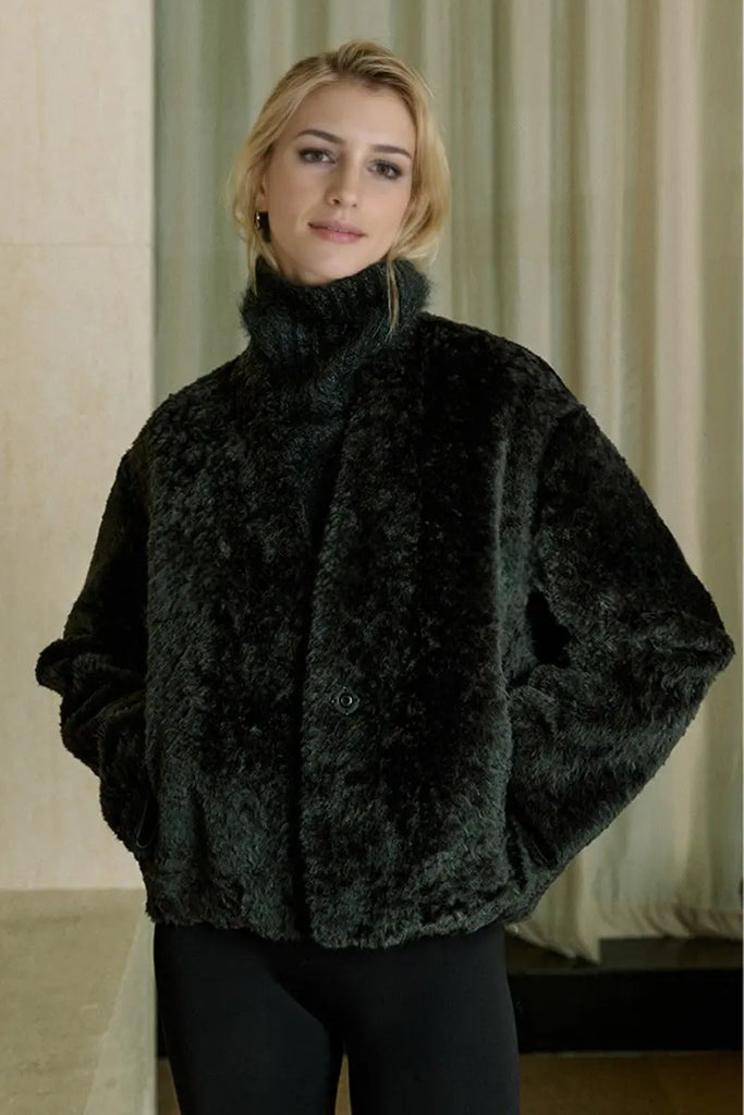 Fibflx Women's Minimalist Cropped Spain Sheepskin Shearling Jacket