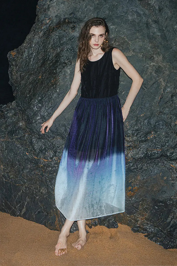 Ombre Sleeveless Trapeze Midi Dresss  Fibflx