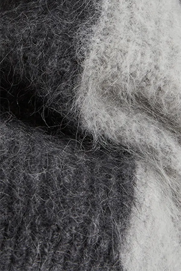 Oversized Color-Block Alpaca Crewneck Sweater Fibflx