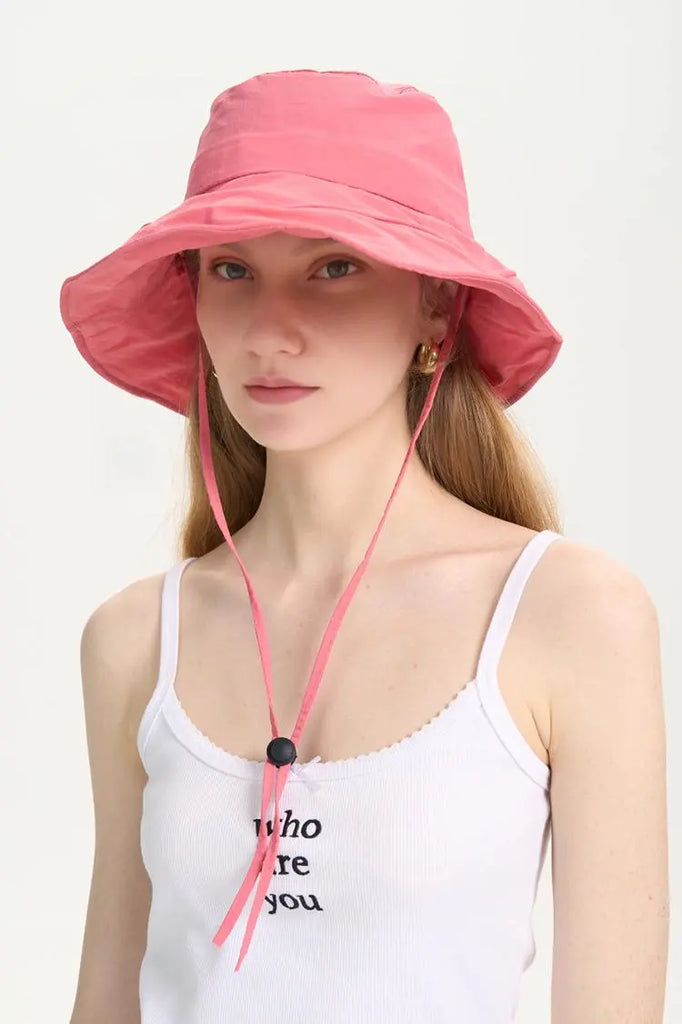 Fibflx Women's Packable Wide Brim Bucket Hat with Detachable Strap