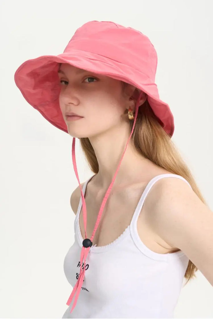 Fibflx Women's Packable Wide Brim Bucket Hat with Detachable Strap