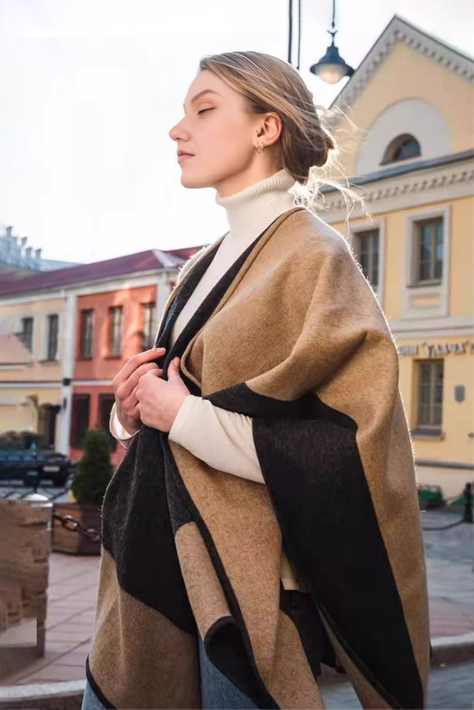 	Patterned 100% Wool Cape