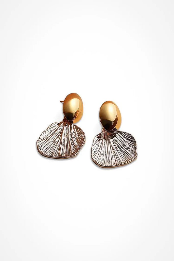 Fibflx Women's Silver Shell Drop Earrings