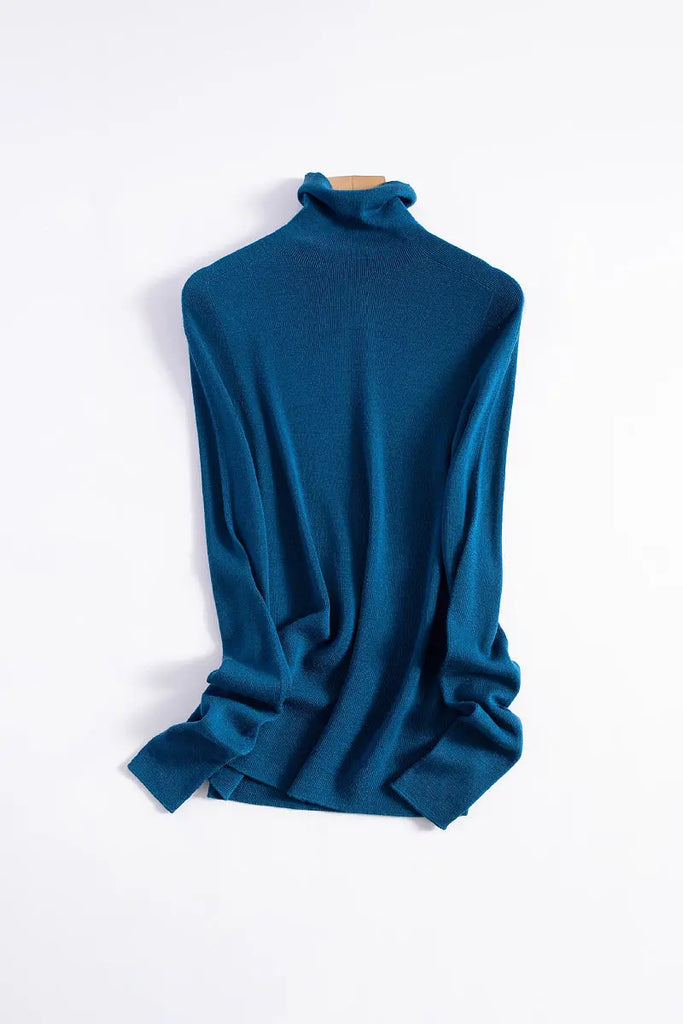 Slim Seamless Wool Turtleneck Sweater with Thumb Holes - Fibflx