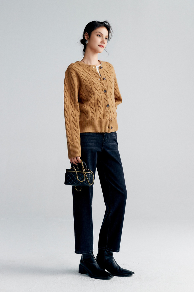 Vintage 100 Wool Cable Knit Cardigan Fibflx